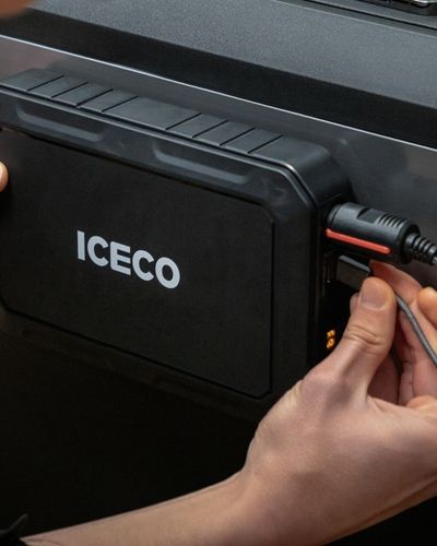 ICECO VL45 Portable Fridge_Power Source
